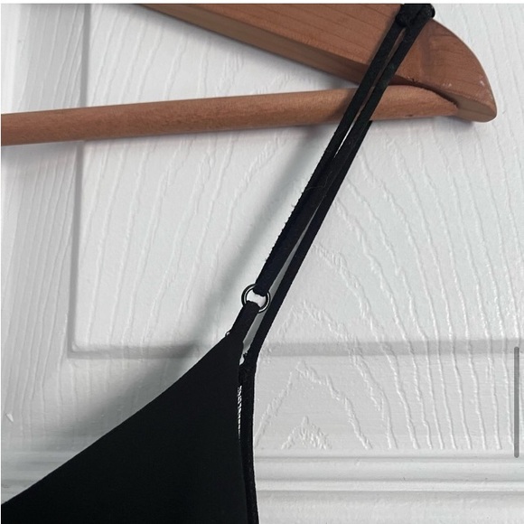 Aritzia Babaton Galen Camisole Tank - Picture 6 of 9